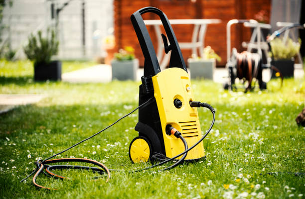 Best Spring Cleaning  in Medford, NY